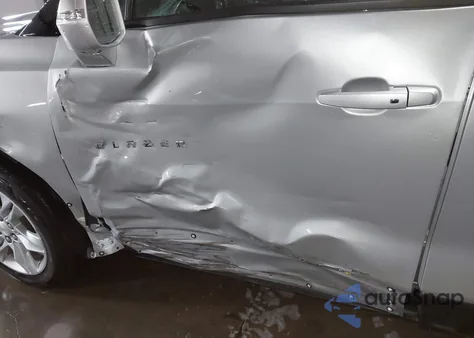 2020 Chevrolet Blazer Awd 3Lt z USA, uszkodzony, nr VIN 3GNKBJRS3LS688884